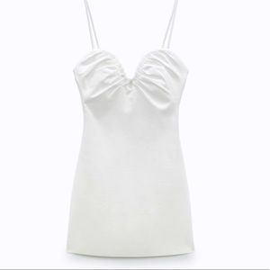 White Zara mini dress sweetheart neckline